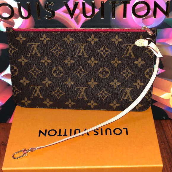 Louis Vuitton Handbags - Authentic Louis Vuitton Neverfull Pouch/wristlet